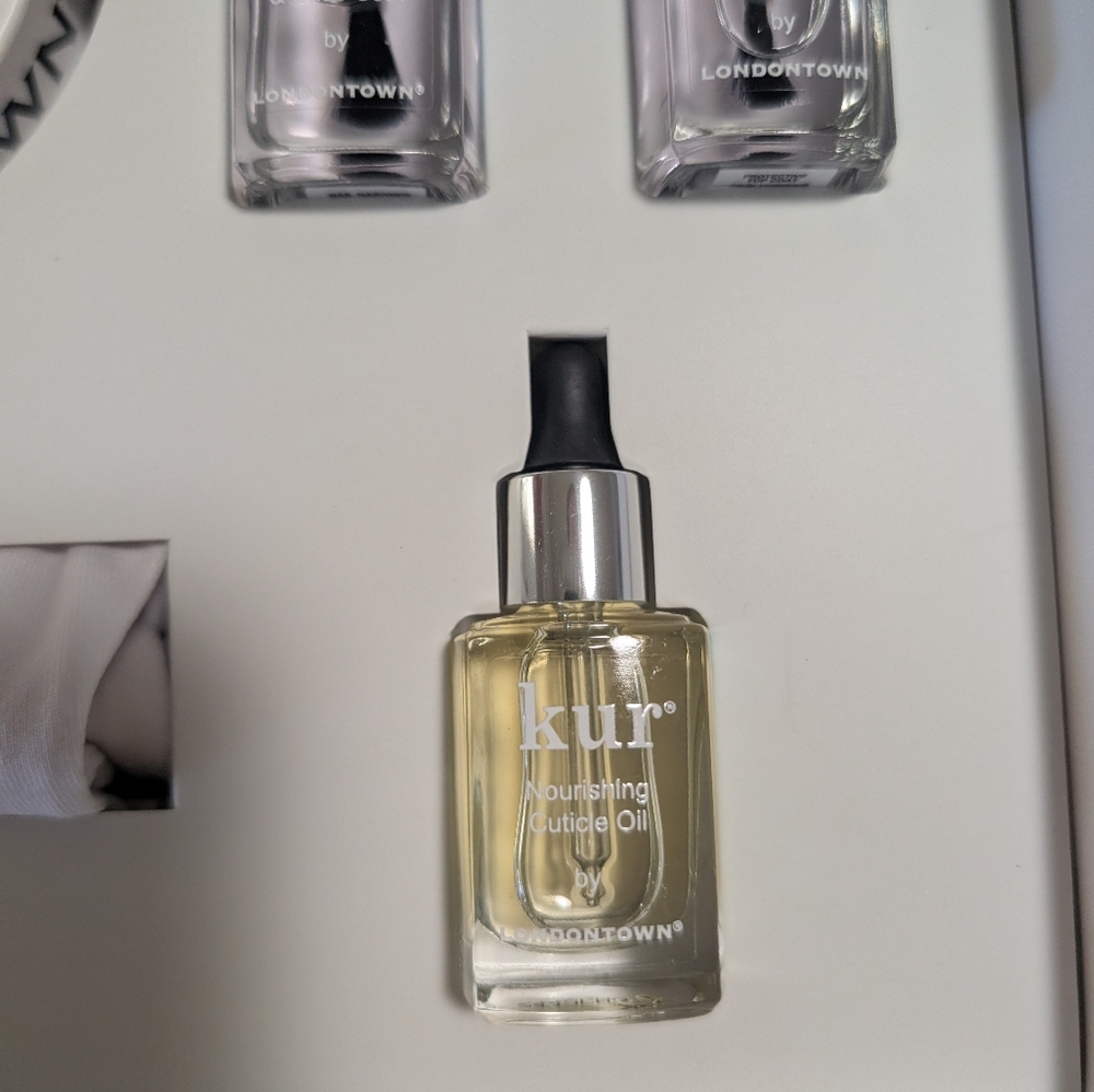 Londontown Total Manicure Set - Picture 3 of 5